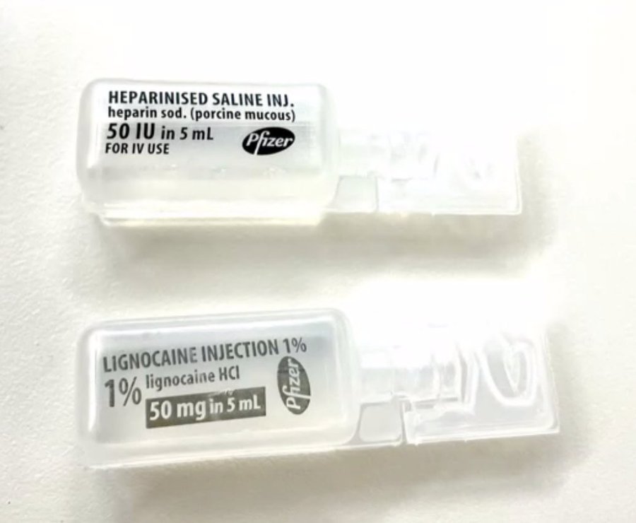 Heparinised saline and lignocaine.jpg